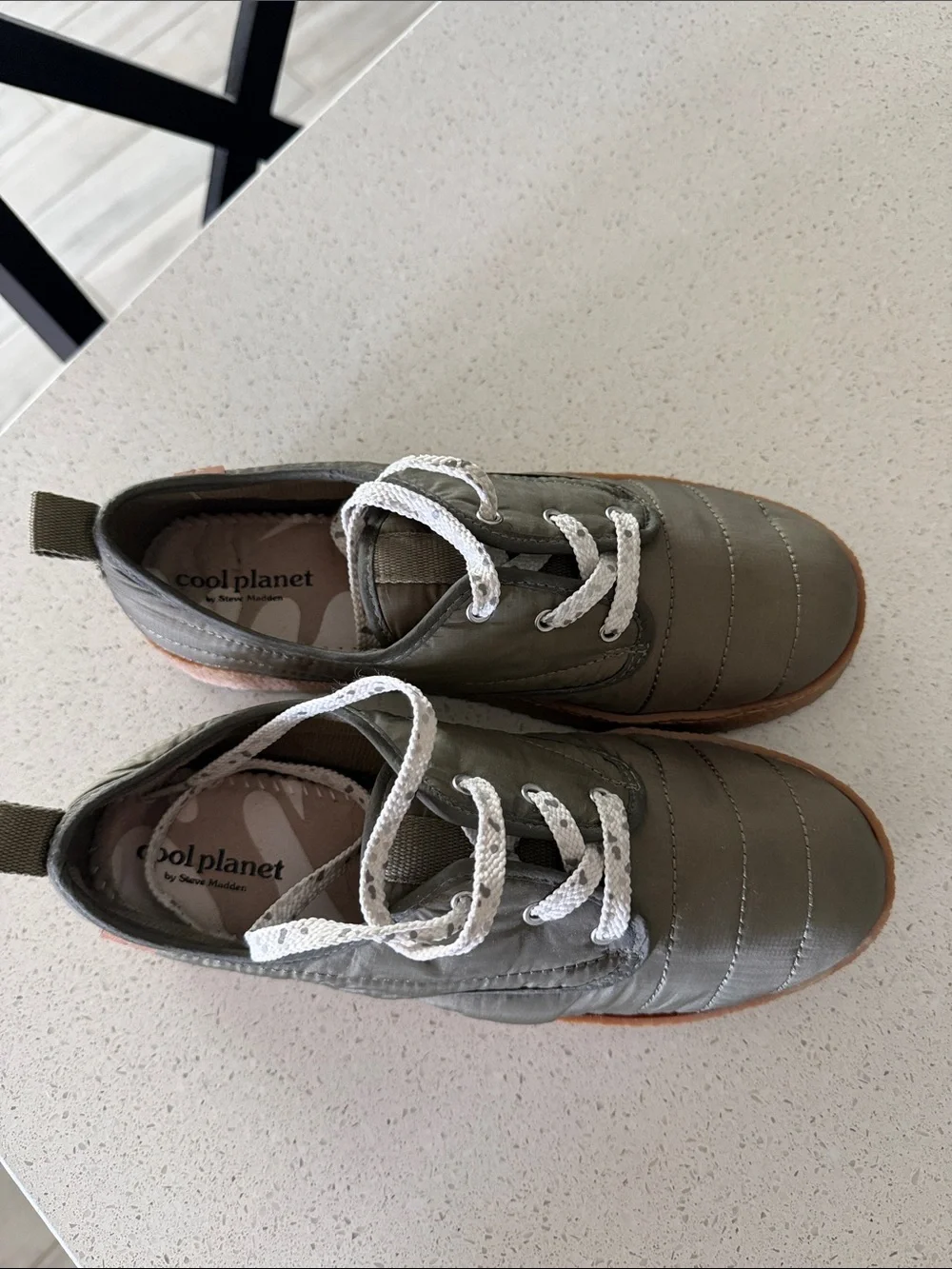Cool Planet by Steve Madden Puffer Sneaker Olive Green 7